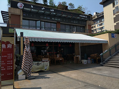 b02重型伸（shēn）縮篷